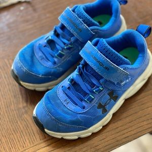 Under armour boys size 12 shoes